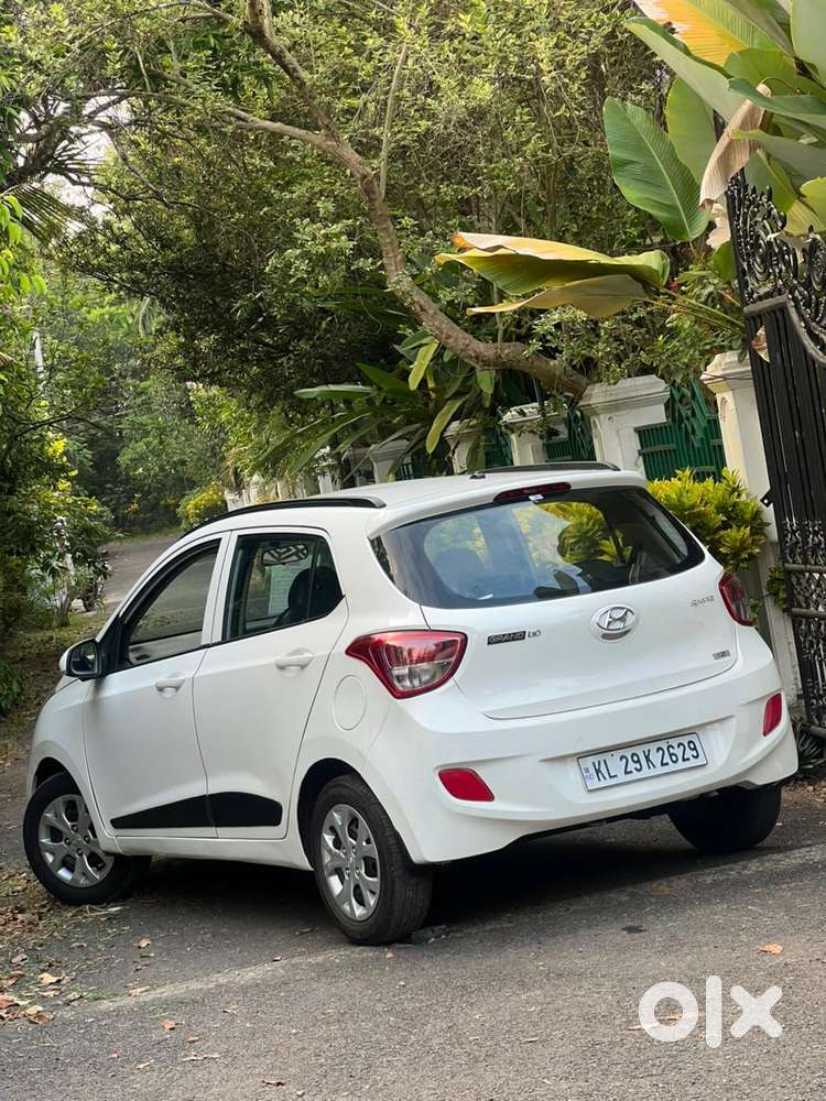 Hyundai Grand I10 Sportz O 1.2, 2015, Petrol