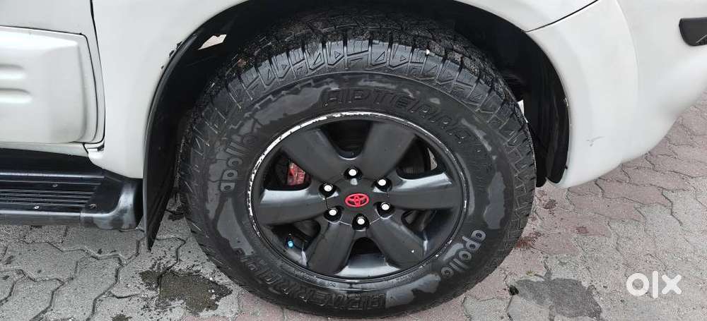 Toyota Fortuner 4x4 Manual Limited Edition, 2010, Diesel