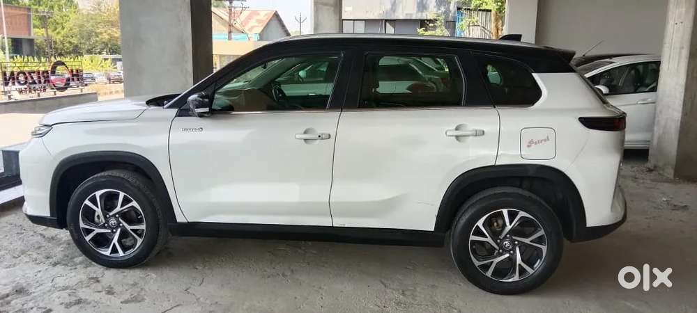 Toyota Urban Cruiser Hyryder 1.5 V Hybrid, 2022, Petrol