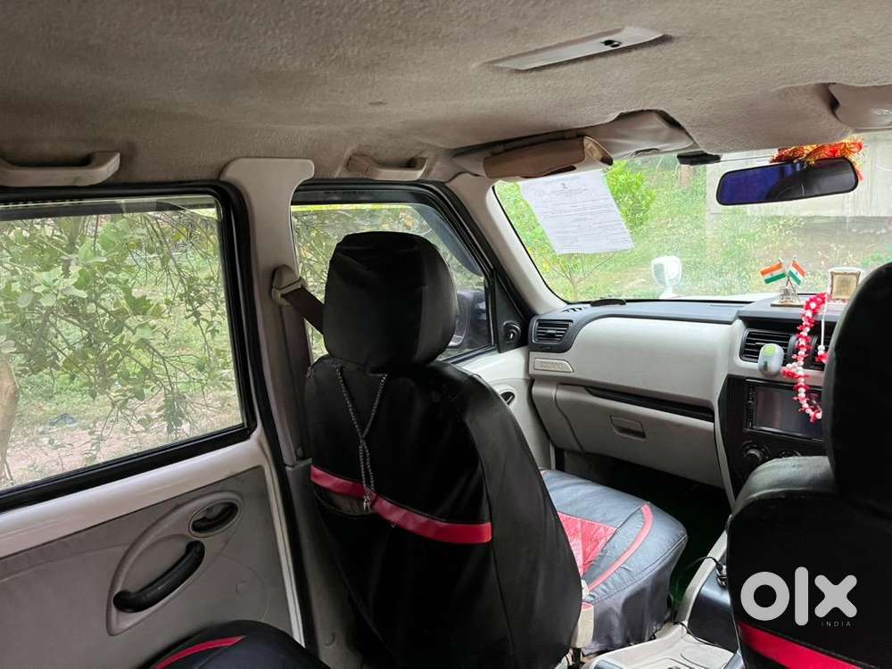 Ac ,power Steering,power Window ,centre Lock ,music System, New Tyre