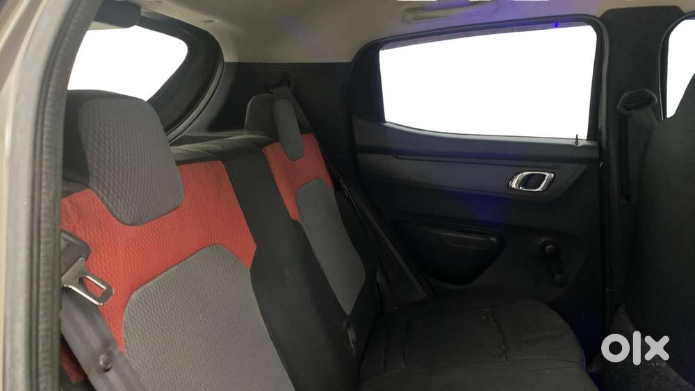 Renault Kwid 2019-ongoing 1.0 Rxt Amt (o), 2019, Petrol