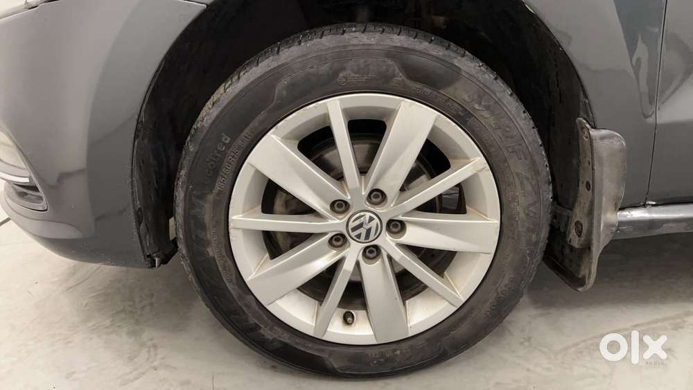 Volkswagen Polo Petrol Highline 1.2l, 2014, Petrol