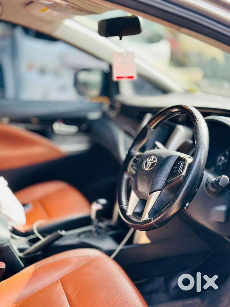 Toyota Innova Crysta 2.8z Automatic, 2018, Petrol
