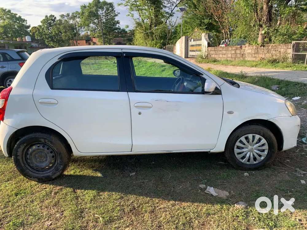 Toyota Etios Liva 2014 Diesel 128000 Km Driven