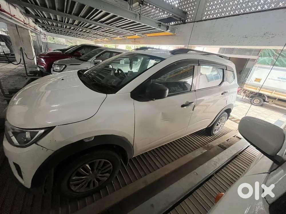 Renault Triber 1.0 Rxe 2023