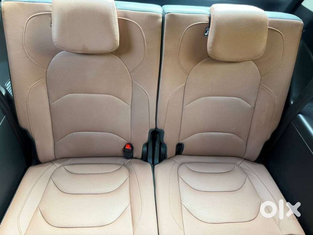 Mg Hector Plus Savvy Pro 1.5 Turbo Petrol Cvt 6 Str, 2023, Petrol