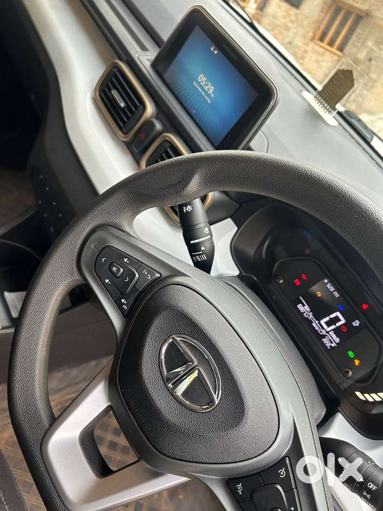 Tata Punch Accomplished Dazzle Mt | Nov 2023 | 24k Driven | 1st Owner