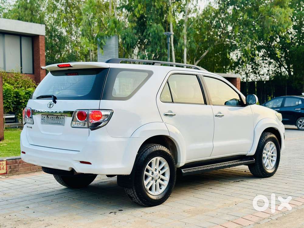 Toyota Fortuner 3.0 4x2 Mt, 2014, Diesel
