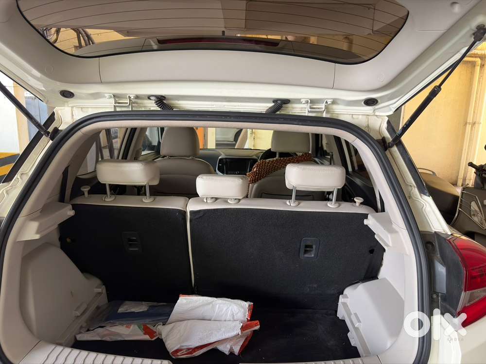 Mahindra Xuv300 2023 Diesel Automatic Year
