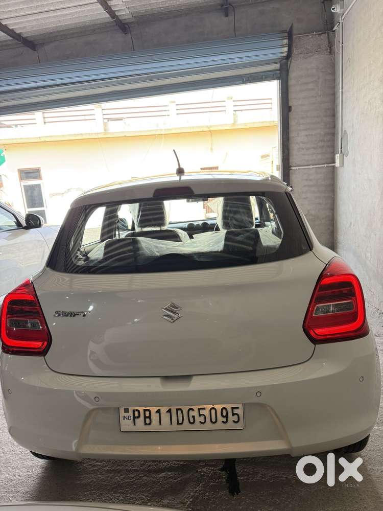Maruti Suzuki Swift Vxi Optional, 2024, Petrol