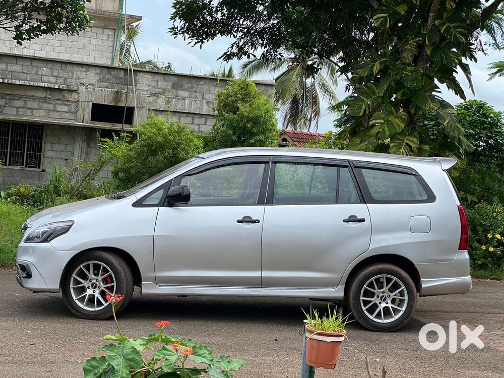 Toyota Innova 2.5 Ev Cs 7 Str Bsiv, 2010, Diesel