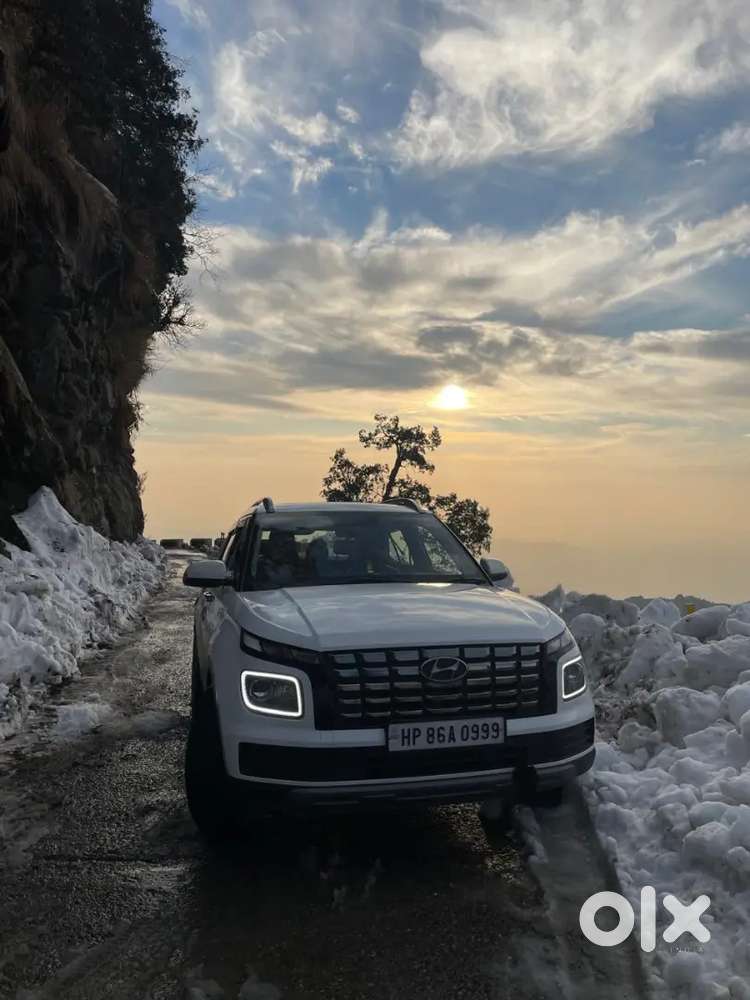 Hyundai Venue 2023 Diesel 40000 Km Driven