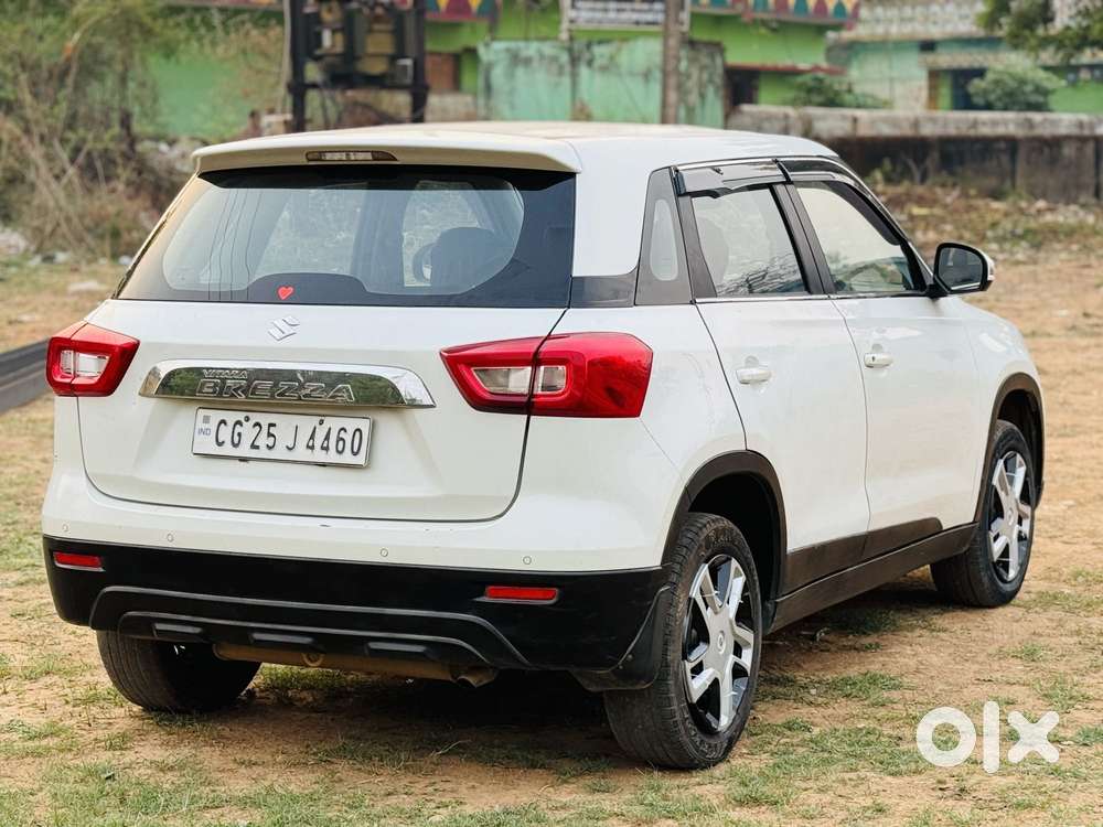 Maruti Suzuki Brezza 1.5 Lxi Smart Hybrid, 2020, Petrol