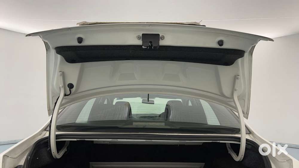 Volkswagen Vento Petrol Comfortline, 2016, Petrol