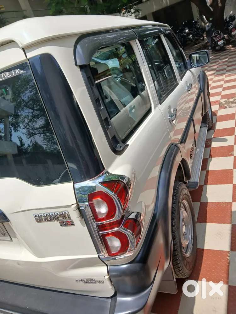 Mahindra Scorpio S3 2018 Diesel Driven 98000 Km