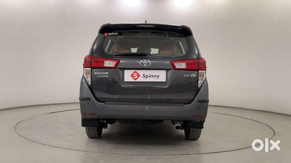 Toyota Innova Crysta 2.4 V 8 Str, 2018, Diesel