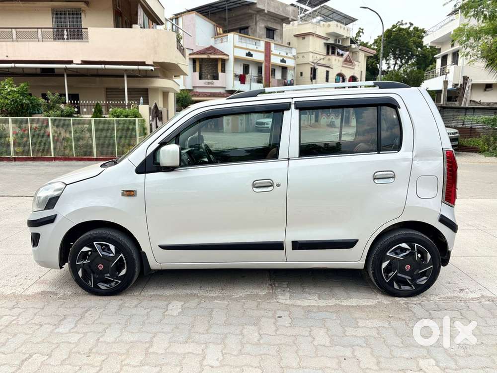 Maruti Suzuki Wagon R 2013 Petrol Well Maintained