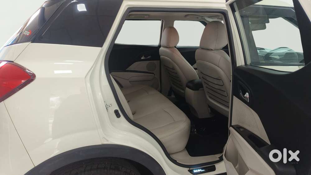 Mahindra Xuv300 W8 Option, 2023, Petrol