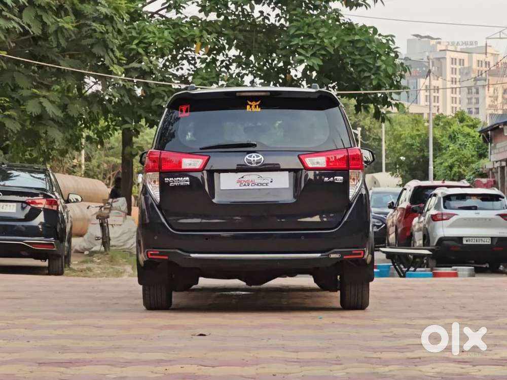 Toyota Innova Crysta 2.4 G Mt 8s, 2022, Diesel