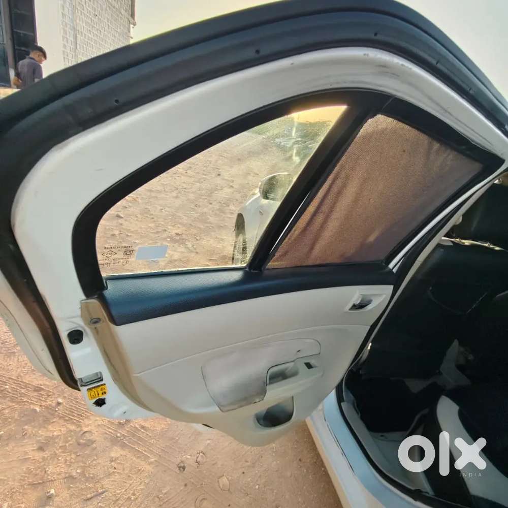 Maruti Suzuki Dzire 2014 Fince Dev
