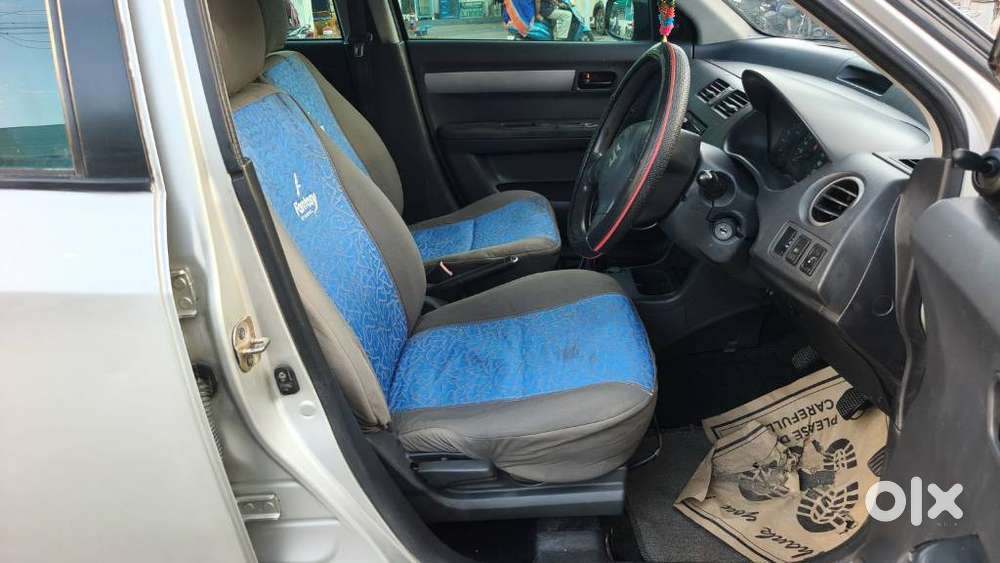 Maruti Suzuki Swift Vxi + Manual, 2006, Petrol
