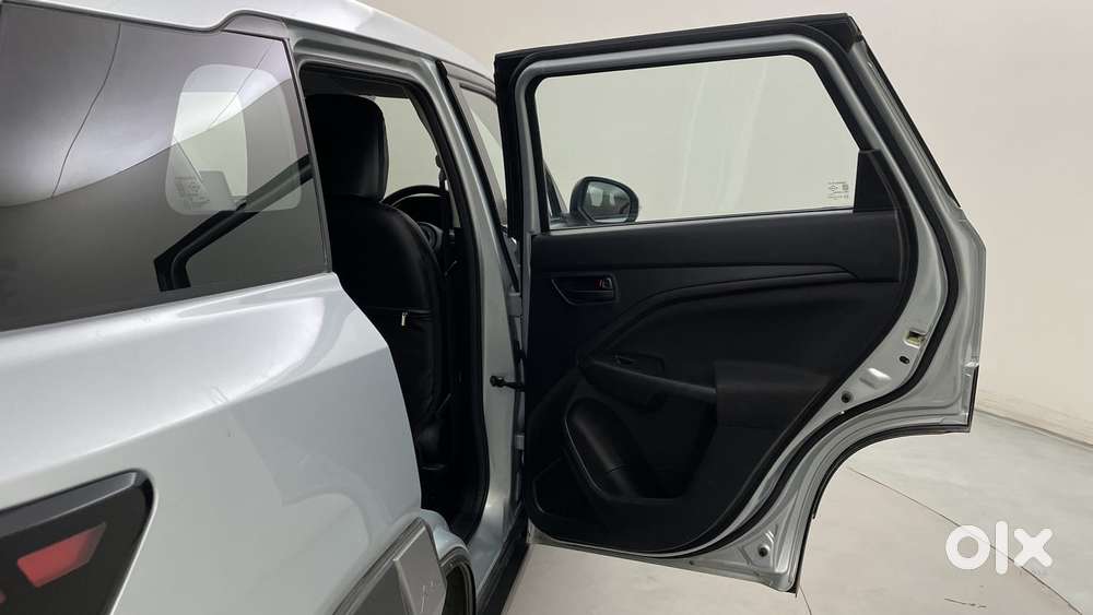 Maruti Suzuki Brezza Vxi At, 2023, Petrol