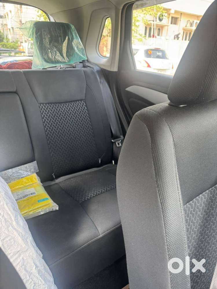 Maruti Suzuki Brezza Zxi 2021