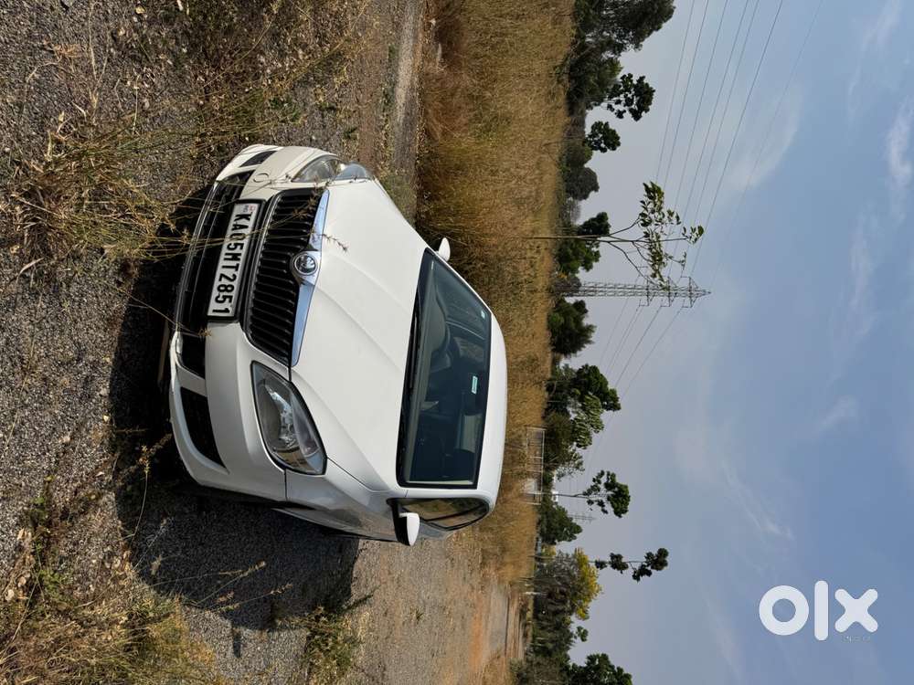 Skoda Rapid 1.6 Active Plus Mpimt