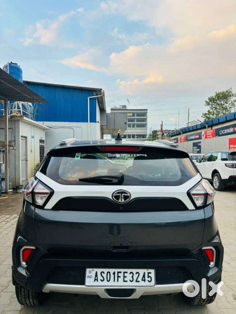 Tata Nexon 1.2 Revotron Xza Plus, 2022, Petrol