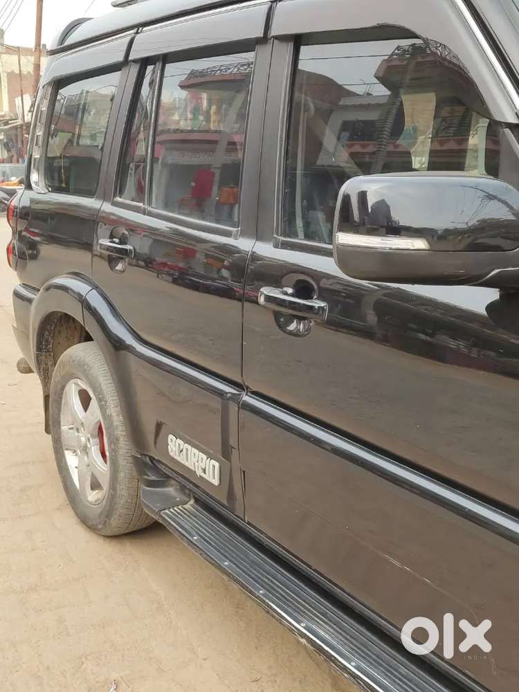Mahindra Scorpio 2018 Diesel Manual