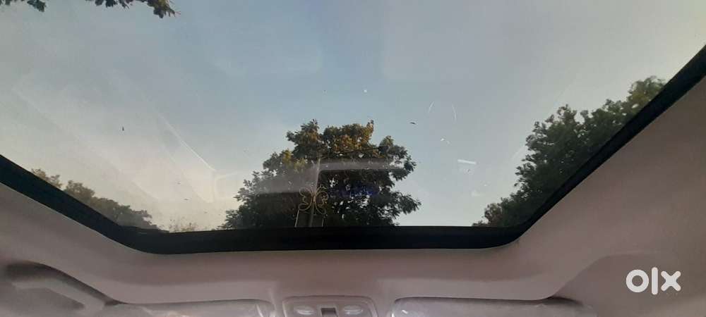 Mahindra Xuv700 2.0 Ax 5 Petrol At Str, 2022, Petrol