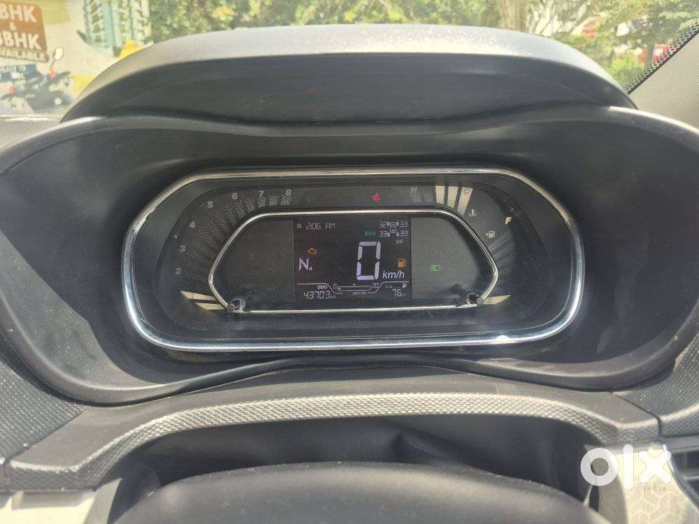Tata Nexon 1.2 Revotron Xza Plus (l), 2023, Petrol