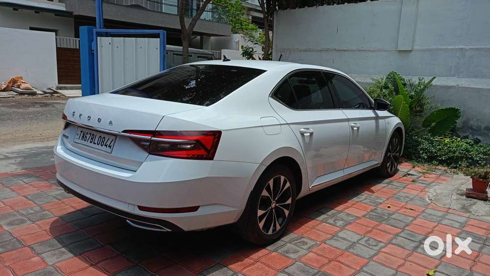 Skoda Superb 2.0 L&k Tsi At, 2020, Petrol
