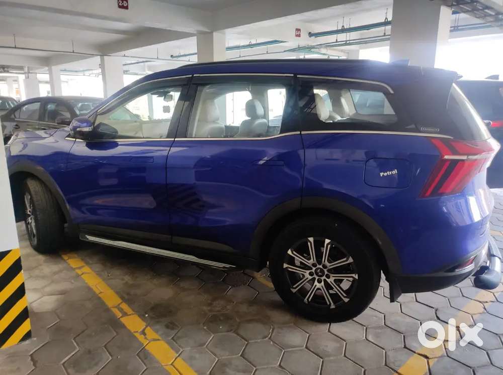 Mahindra Xuv700 2022 Petrol 47500 Km Driven