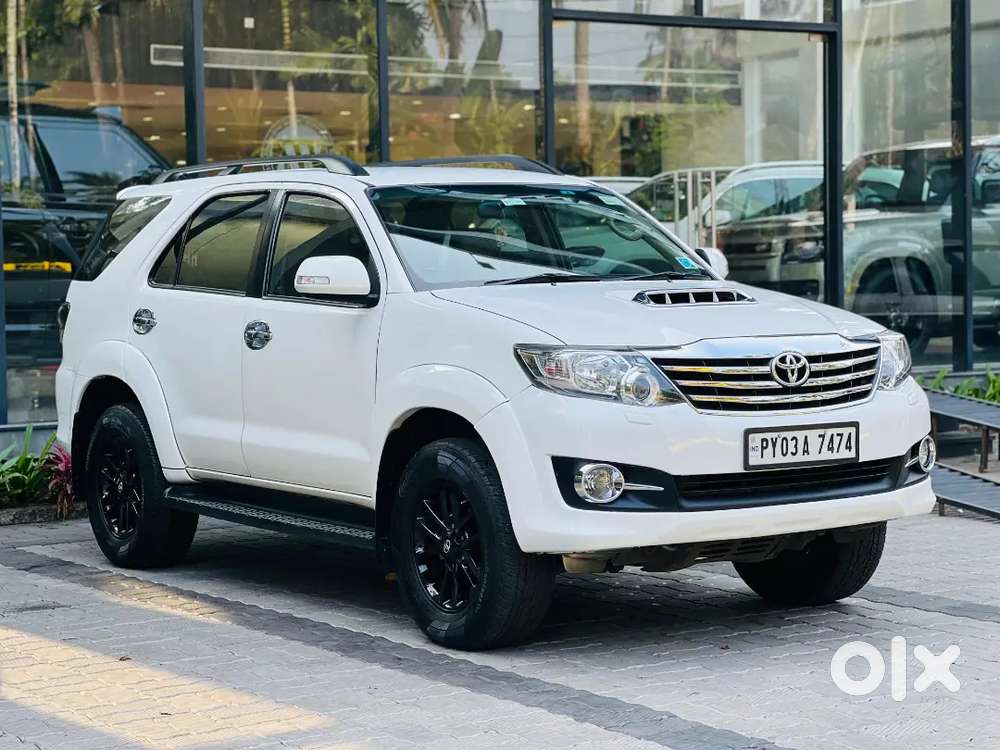 Toyota Fortuner 2015 Diesel 115000 Km Driven