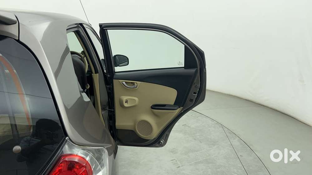 Honda Brio Vx Mt, 2014, Petrol