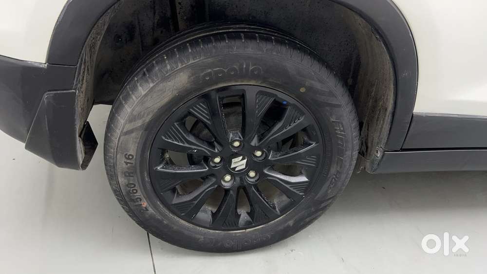 Maruti Suzuki Vitara Brezza 1.5 Zxi At, 2021, Petrol