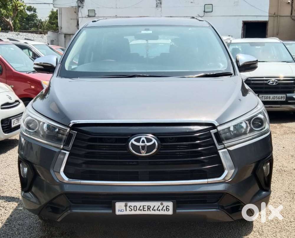 Toyota Innova Crysta Zx 2.4 Diesel 7 Seater, 2016, Diesel