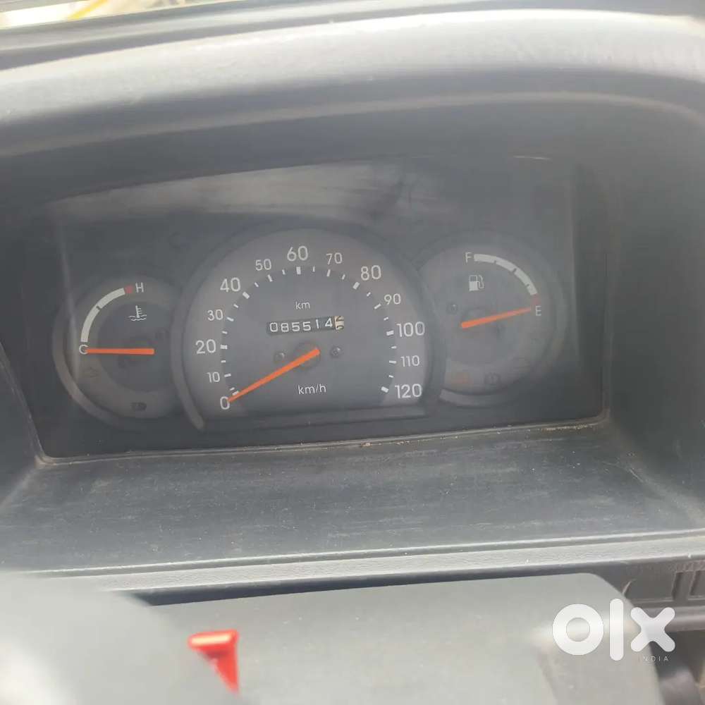 Maruti Suzuki Omni 2010