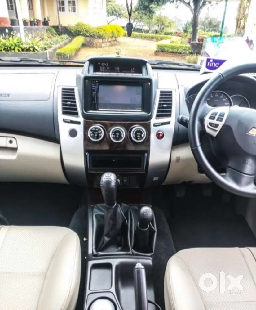 Mitsubishi Pajero Sports 2016 4x4