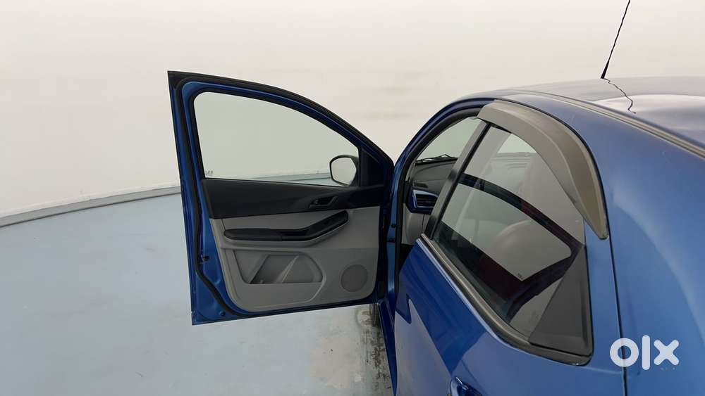 Tata Tiago 1.2 Revotron Xt Option, 2024, Petrol