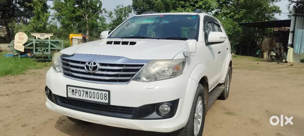 Toyota Fortuner Diesel Mt 2012