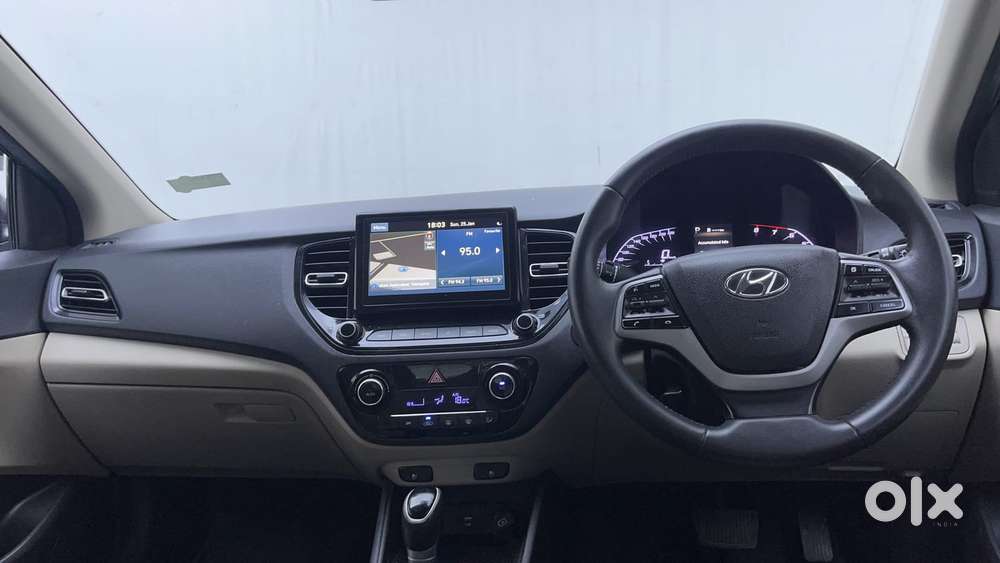Hyundai Verna 1.5 Sx (o) Vtvt Ivt, 2022, Petrol