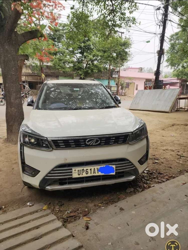 Mahindra Xuv300 2020 Petrol Well Maintained