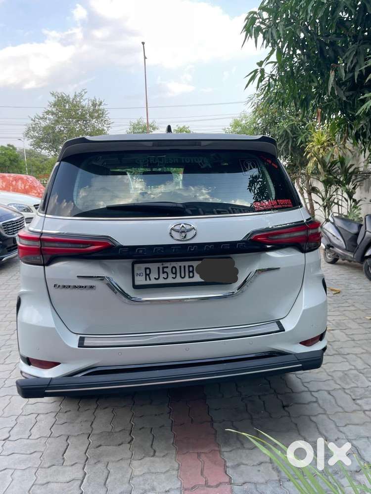 Toyota Fortuner Legender 4x2 At 2.8, 2024, Diesel