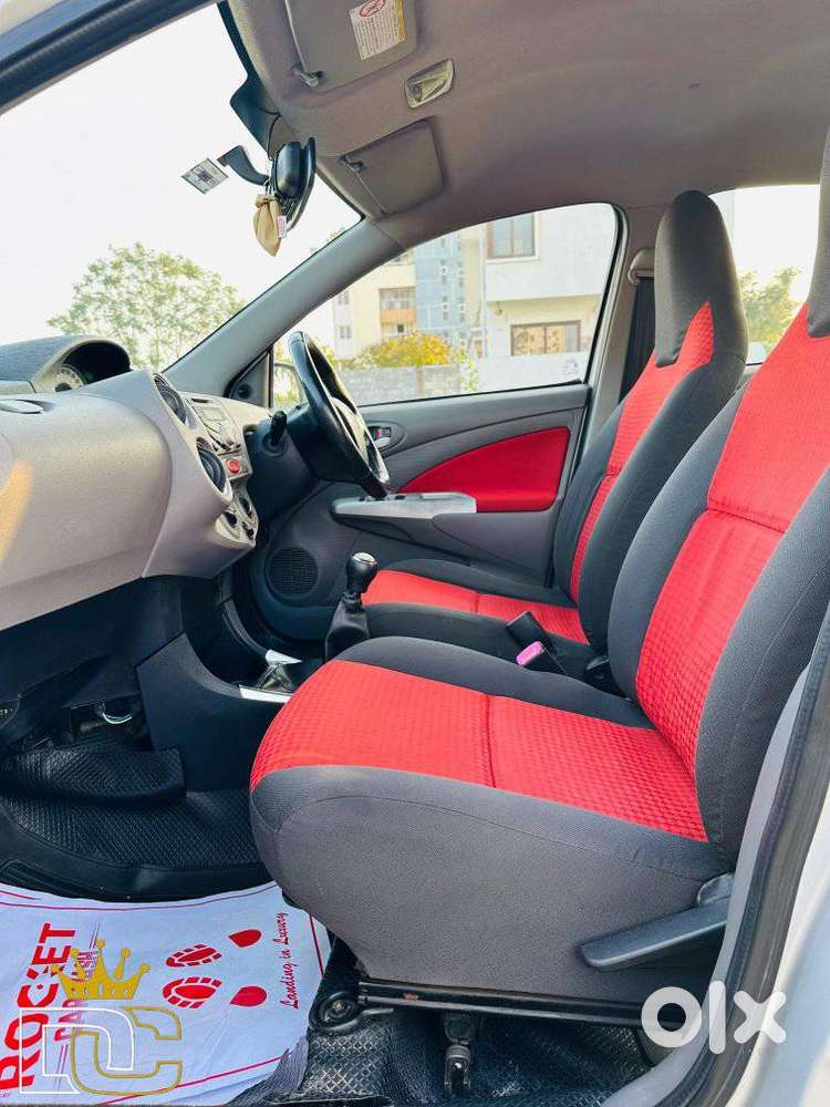 Toyota Etios 2010-2012 V, 2011, Petrol