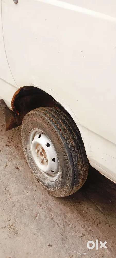 Mahindra Maxx 2014 Diesel 100500 Km Driven