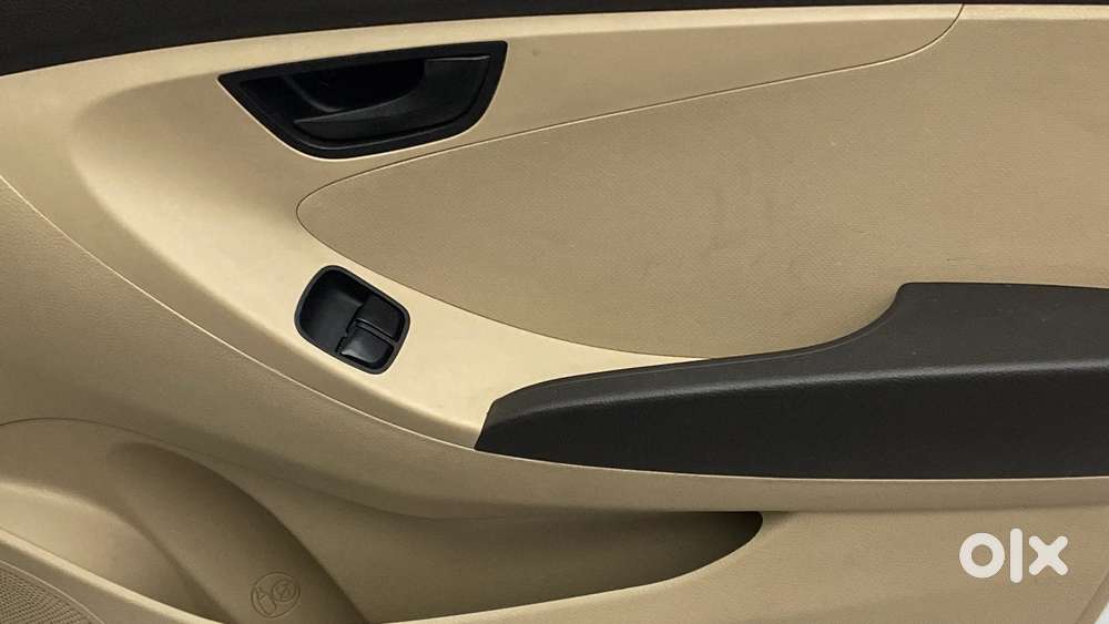 Hyundai Eon Era +, 2017, Petrol