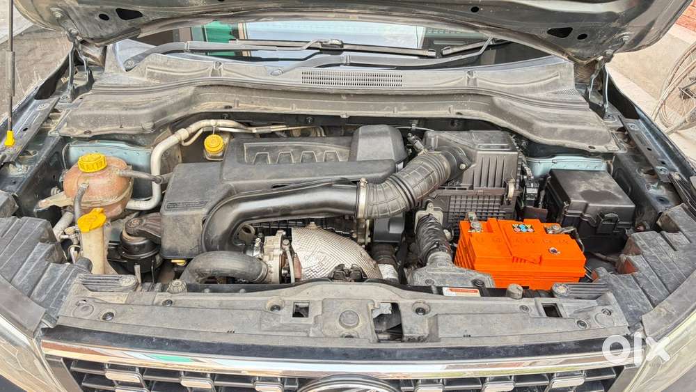 Mahindra Xuv300 W8 (o)diesel Manual 2020