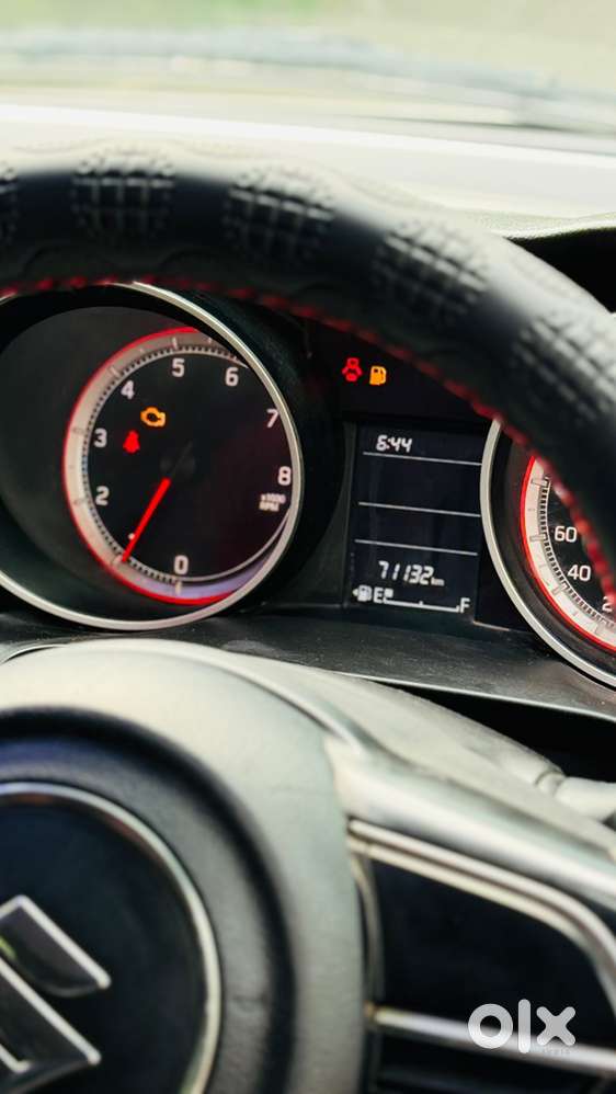 Maruti Swift Vxi 2020